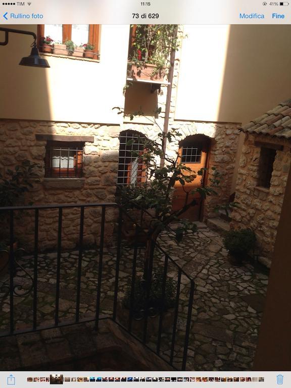 Bed And Breakfast Mblo Fondi Bagian luar foto